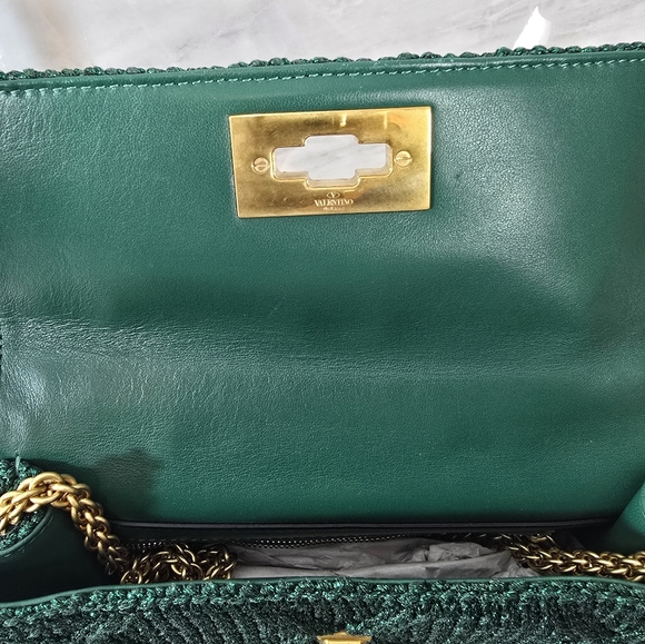Valentino Garavani Green Handbag with Gold Accents - Picture 8 of 12
